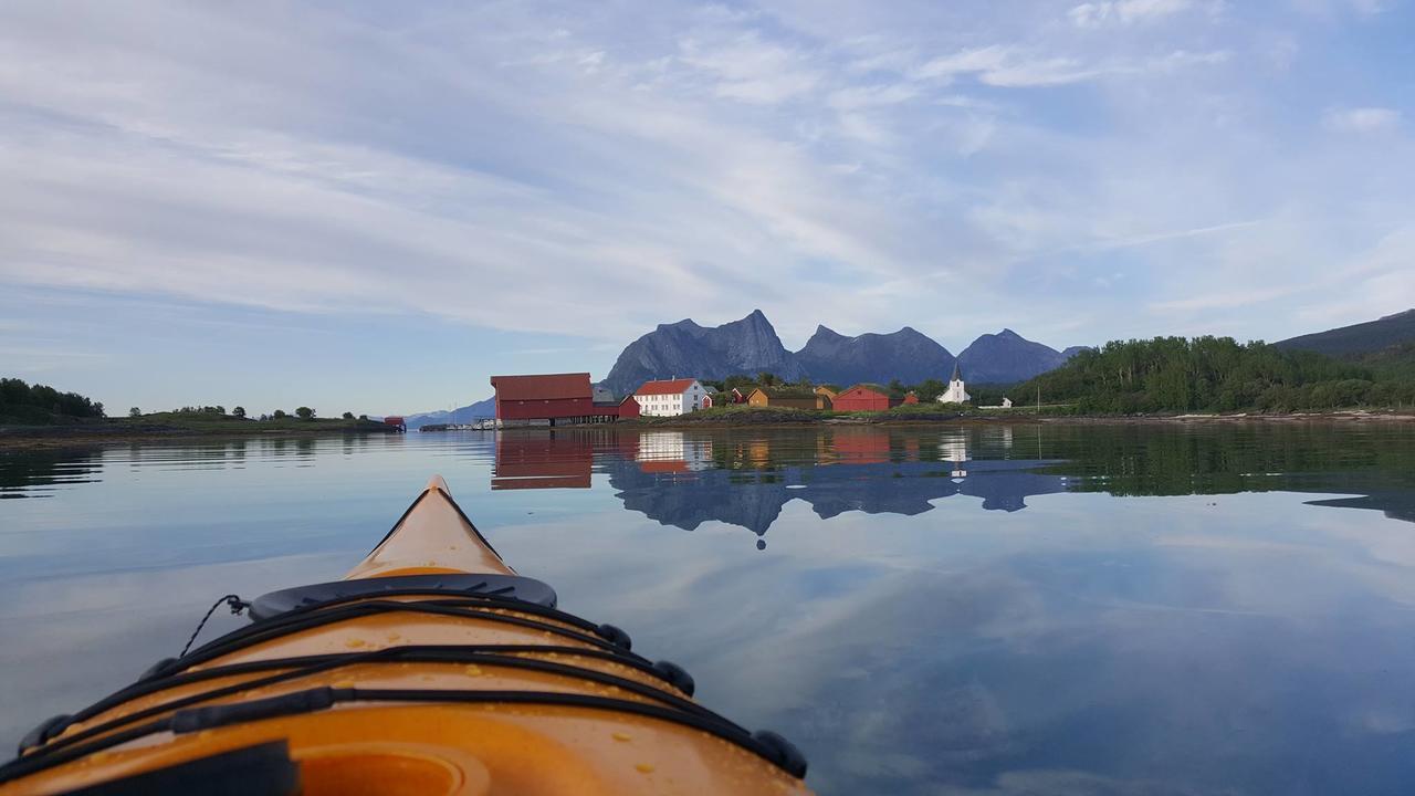 Kjerringoy Bryggehotell Будё Экстерьер фото