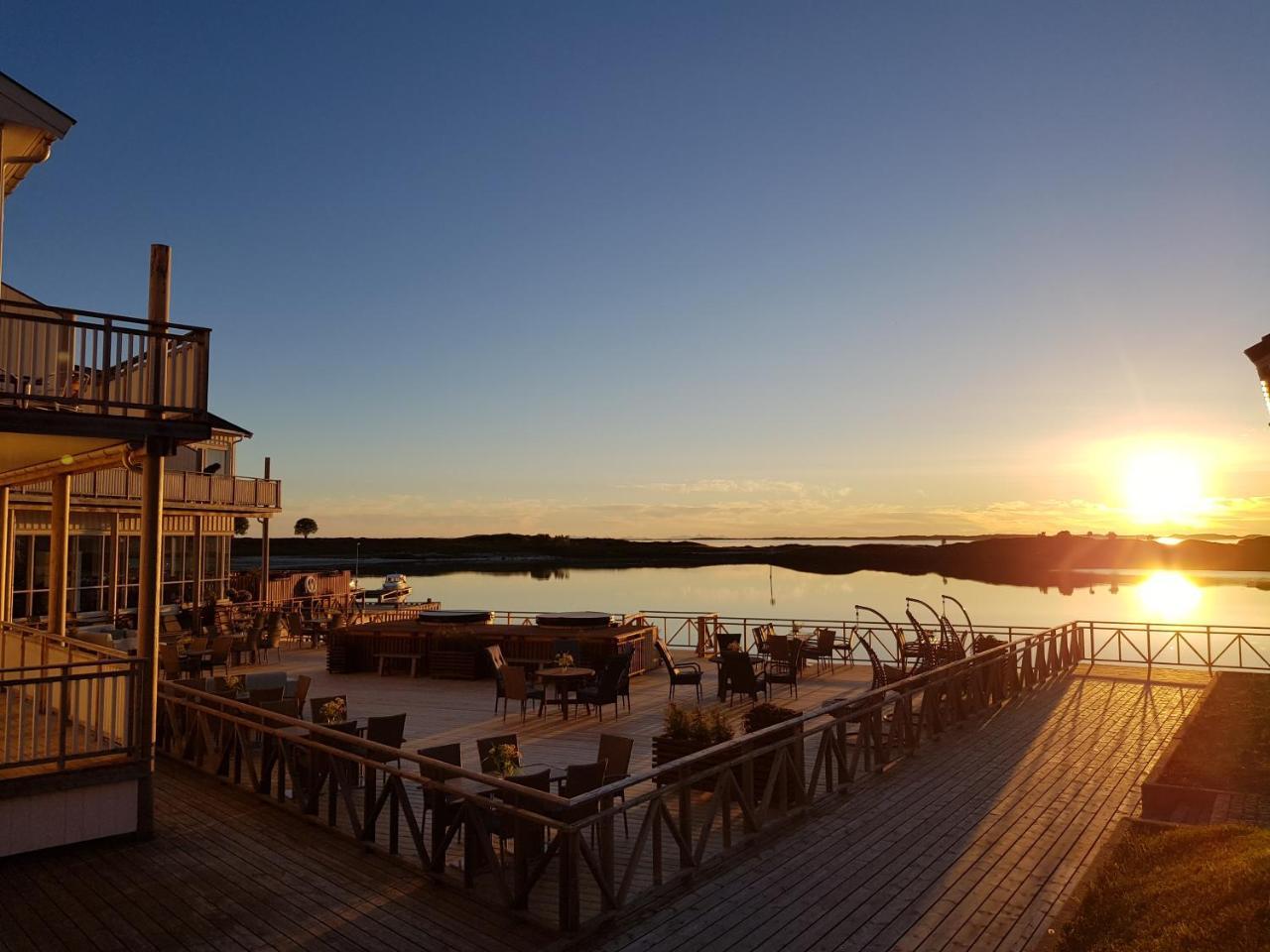 Kjerringoy Bryggehotell Будё Экстерьер фото